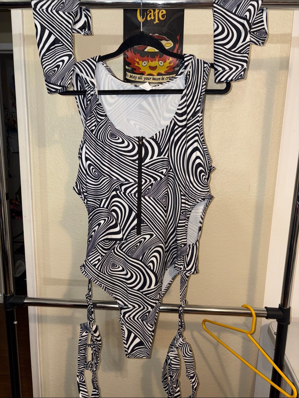 #220 NEW 2XL bodysuit